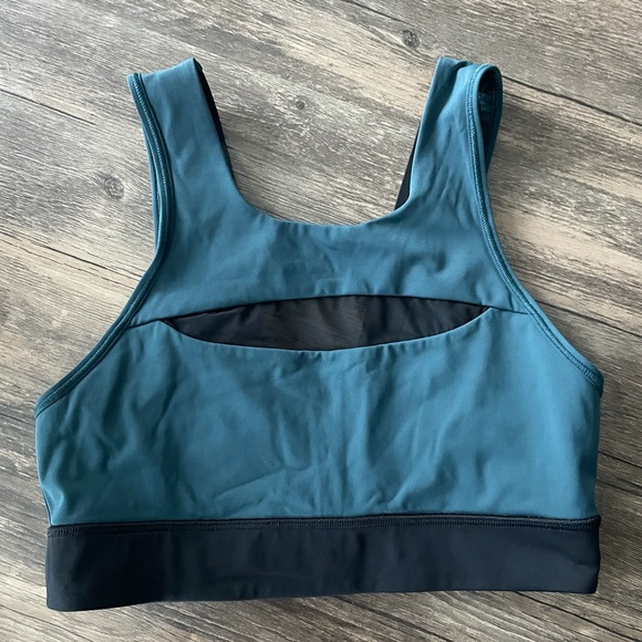 lululemon athletica Other - Lululemon Run the Day Sports Bra